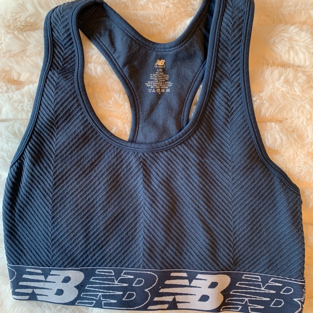 NEW BALANCE BRA, Size Large